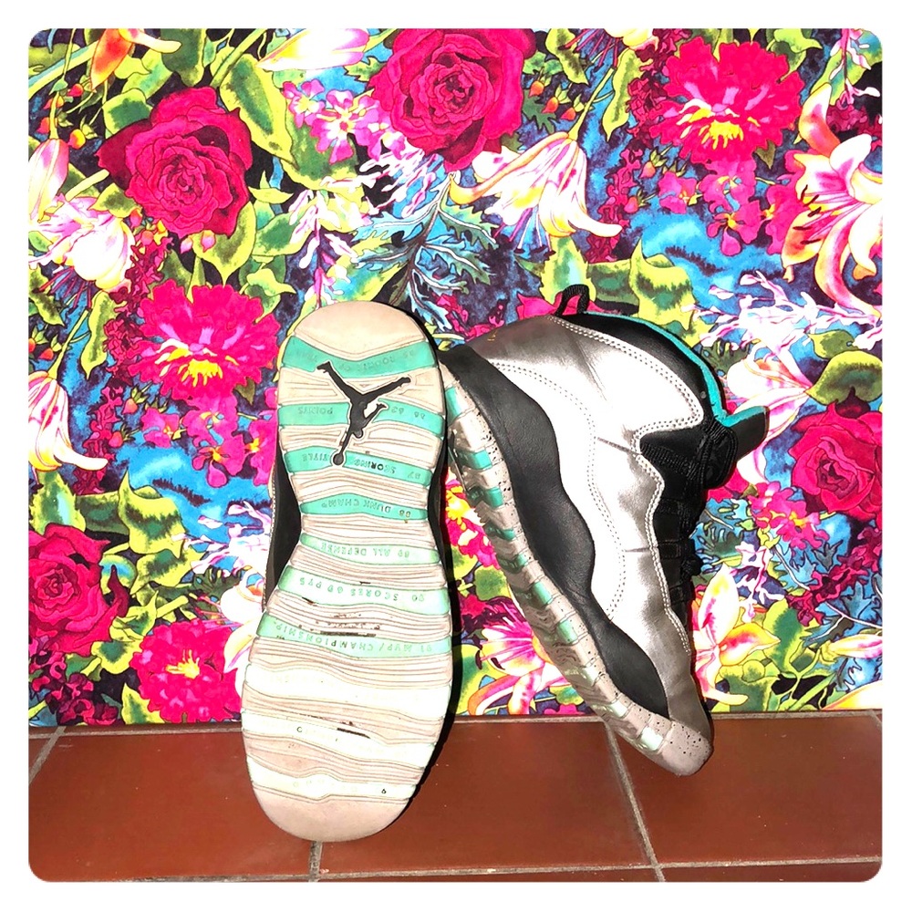 JORDAN 10 RETRO ‘LADY OF LIBERTY’